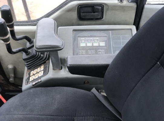 ขายรถตักล้อยาง KOMATSU WA300-3E นำเข้าเองจากญี่ปุ่น สภาพสวยพร้อมใช้ มีVDOการทำงานครับ