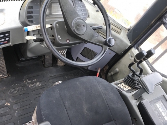 ขายรถตักล้อยาง KOMATSU WA300-3E นำเข้าเองจากญี่ปุ่น สภาพสวยพร้อมใช้ มีVDOการทำงานครับ