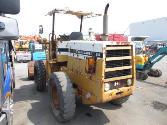 ขายรถตักล้อยาง KOMATSU 510 แขนยาวพิเศษ นำเข้าเองจากญี่ปุ่น สภาพสวยพร้อม ถึงเร็วๆนี้ครับ