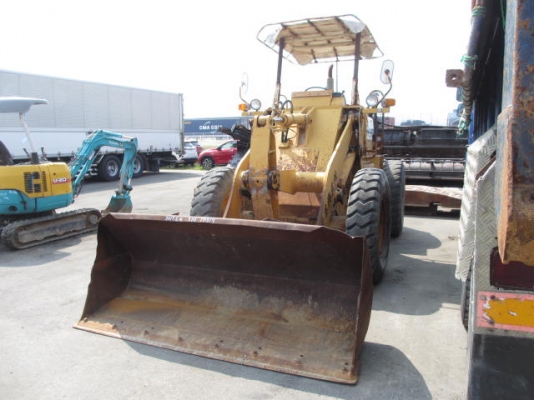 ขายรถตักล้อยาง KOMATSU 510 แขนยาวพิเศษ นำเข้าเองจากญี่ปุ่น สภาพสวยพร้อม ถึงเร็วๆนี้ครับ