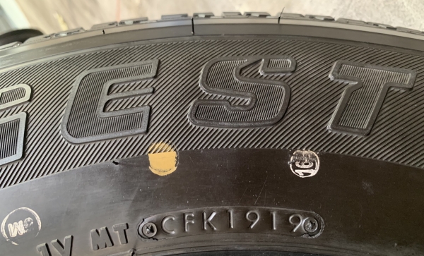 ยางใหม่ป้ายแดง 245-70-16 Bridgestone ปี 19 ยกห้าง สวยกริ๊บ ยางใหม่ป้ายแดง 245-70-16 Bridgestone ปี 19 ยกห้าง สวยกริ๊บ