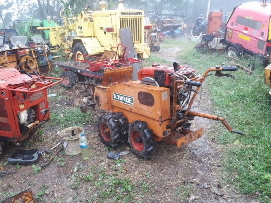 ขาย รถขุดร่อง ขุดวางท่อ ประปา KAWABE เครื่องยนต์ดีเซล เก่าญี่ปุ่น เพียง 72,000 บาท ขาย รถขุดร่อง ขุดวางท่อ ประปา KAWABE เครื่องยนต์ดีเซล เก่าญี่ปุ่น เพียง 72,000 บาท