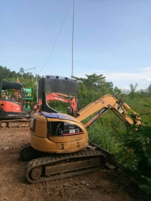 ขาย 299,999 MITSUBISHI  MM30SR เครื่องดี ปั๊มแรง เอวแน่น ช่วงล่างสวย รถสวยพร้อมใช้ เอกสารซื้อขาย รถอยู่ ปทุมธานี สามโคก 090-772-3710 090-772-3708