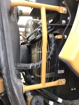 ขายรถตักล้อยาง CAT 950H ปี 2012 นำเข้าเองจากญี่ปุ่น สภาพสวยพร้อมใช้งาน มีVDOการทำงานครับ ขายรถตักล้อยาง CAT 950H ปี 2012 นำเข้าเองจากญี่ปุ่น สภาพสวยพร้อมใช้งาน มีVDOการทำงานครับ