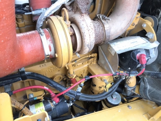 ขายรถตักล้อยาง CAT 950H ปี 2012 นำเข้าเองจากญี่ปุ่น สภาพสวยพร้อมใช้งาน มีVDOการทำงานครับ ขายรถตักล้อยาง CAT 950H ปี 2012 นำเข้าเองจากญี่ปุ่น สภาพสวยพร้อมใช้งาน มีVDOการทำงานครับ