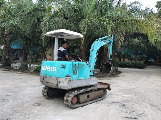 ขายแบคโฮ KOBELCO SK024(เท่าpc30) ครบๆ สวยเดิมจากญี่ปุ่น ทำงานสมบูรณ์ทุกระบบ รับรองไม่ผิดหวัง 245,000