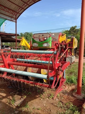 ขาย120.000บาท รถเกี่ยวข้าว สภาพดีพร้อมใช้งาน