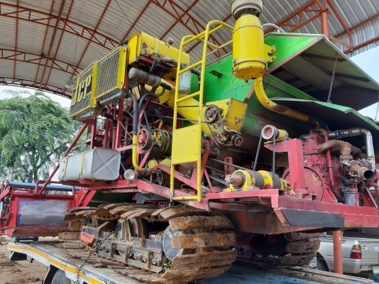 ขาย120.000บาท รถเกี่ยวข้าว สภาพดีพร้อมใช้งาน