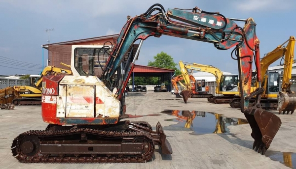 ราคา345,000บาทแบคโฮขนาด7.5ตันหัวเก๋งซูมิโตโม่75F2เทียบเท่าPC75คลนโทลน้ำมันปั้มนี้วระบบไฟฟ้าครบเร็วแรงไม่โหลดเครื่อง 4สูบ อีซูซู4JB1รถนอกเพื่งนำเข้ามาใหม่จากญี่ปุ่นยังไม่ได้ใช้ในไทยเลยบูมอาม์สวยเอวแน่นชั่วโม่งทำงานน้อยเอกสารอินวอย081-989-1989 หรั่งครับ