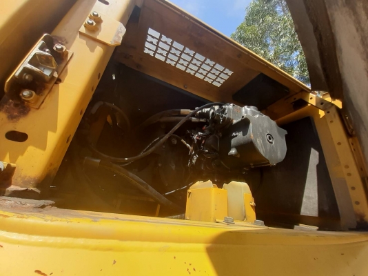 รถขุดมือสอง Komatsu รุ่นใหม่ PC450LC-8R ปี2016  ราคาคันละ 3,990,000บาท ราคาต่อรองได้ มี 2 คัน
