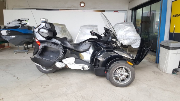 มือสอง Can-am Spider RT-S SE5 2010 สภาพสวยมาก มือสอง Can-am Spider RT-S SE5 2010 สภาพสวยมาก
