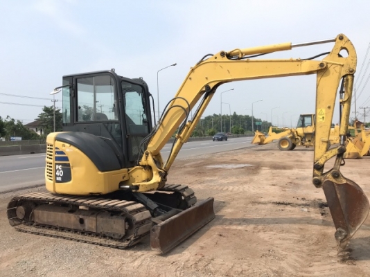 ขายรถขุด KOMATSU PC40MR-2 นำเข้าเองจากญี่ปุ่น สภาพสวยพร้อมใช้ มีVDOการทำงานครับ