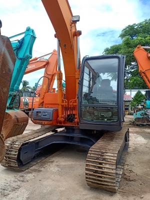 ขายจ้า..HITACHI EX120-5 เก่านอกแท้  เดิมๆๆ  มีลายแย๊ก ใช้งานมา 7,xxx ชั่วโมง  สภาพสวย พร้อมใช้ โทร 089-3818694 จ๊อย