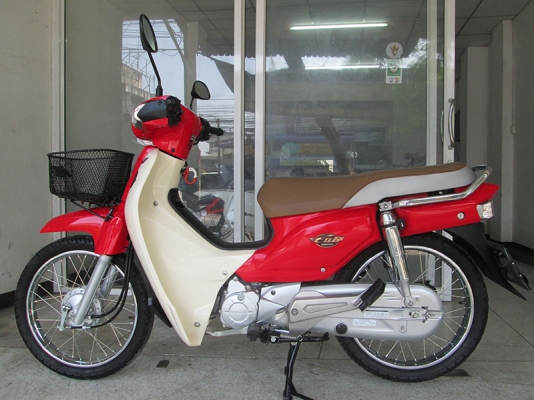 (โอนฟรี) ขาย Honda Dream ไมล์แท้ 5897 กม ปี 2017 รถสภาพสวยมากครับ รุ่นนี้สภาพสวยๆ หายากครับ