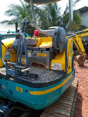 มาใหม่จ้า..KUBOTA U30-3. เก่านอกแท้  เดิมๆๆ  เครื่องปั๊มแห้ง  มีลายแย๊ก  2,xxxชั่วโมง  พร้อมใช้  โทร 089-3818694  จ๊อย