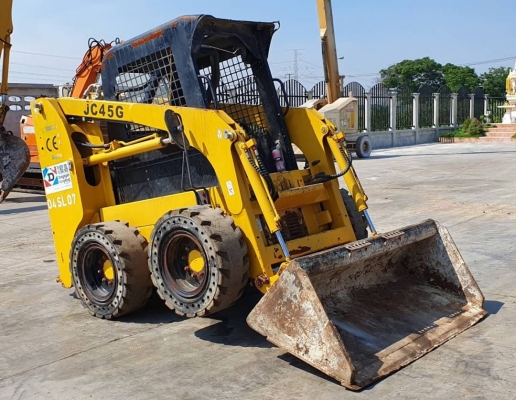 ขายด่วน175,000รถตักยกป๊อบแคทตักยก0.8ตันคิวยกสูง3เมตรรถขับเคลื่อน4ล้อระบบเกียทอกยางตัน4เส้นรถนอกเพื่งนำเข้ามายังไม่เคยใช้งานในเมืองไทยเลย