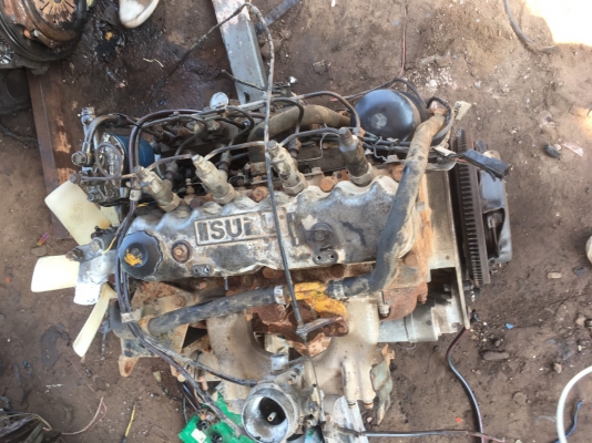 ขายเครื่องC190 isuzu12000บาท พร้อมใช้งาน 0816278866