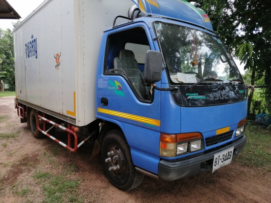 ขายISUZU NKR130แรง ปี46ยาว4.3เมตร พร้อมตู้แห้งบรรทุกไมค์วิ่งน้อย