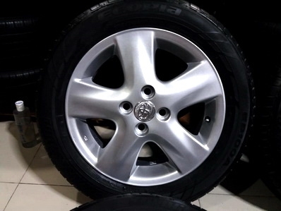 4วง4รู100 ยางBrigedstone ดอกสวย 175 65 15 ตจว จัดส่งฟรี -กดเข้า www.phongcar2481.com มีสินค้าอีก -โทร 092-567-7374 และ 091-816-4725 พี LINE: PC2481 -ตจว จัดส่งถึงบ้าน พร้อมหลักฐานจัดส่ง