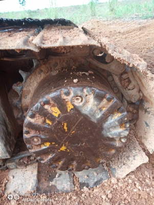 ขาย 495,000 KOMATSU pc 200-5 ซีเรียลสูง คอลโทลสั้น ไฟฟ้าครบ เครื่องดี ปั้มแรง เอวแน่น ช่วงล่างเต็ม รถสวยพร้อมใช้ เอกสารซื้อขาย รถอยู่ กบินบุรี 090-772-3710 090-772-3708
