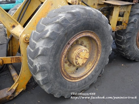 สินค้าเก่านอก ขายถูกด่วนๆ รถตักล้อยางKOMATSU JH30Bขับเคลื่อน2เพลา /เลี้ยวล้อ /สินค้าเก่านอก ขายตามสภาพ