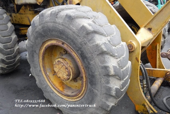 สินค้าเก่านอก ขายถูกด่วนๆ รถตักล้อยางKOMATSU JH30Bขับเคลื่อน2เพลา /เลี้ยวล้อ /สินค้าเก่านอก ขายตามสภาพ