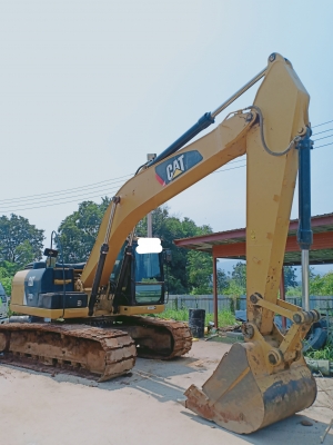 ขาย CAT 320 D2 6พันกว่า ชม.