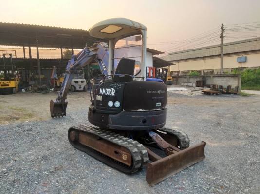 ขายรถแมคโค MITSUBISHI MM30SR แทรคยาง คอนโทรลสั้น บูมออฟเซ็ต ติอต่อ 098-7962549