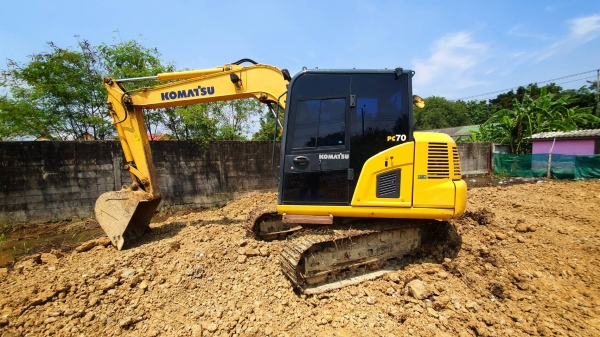 Komatsu PC70-8 ไมล์ 1755 สภาพสวยๆค่ะ
