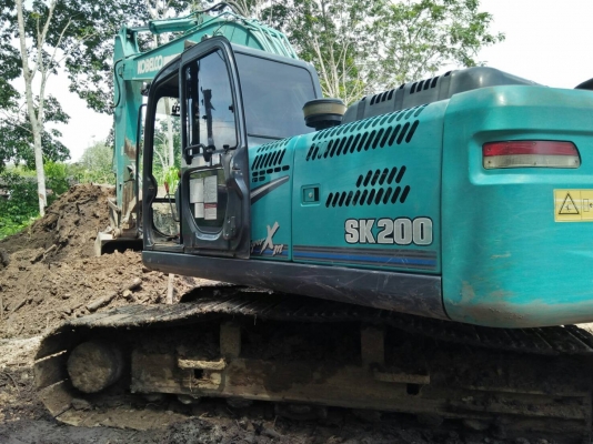 ขายKOBELCO SK200-8YN12SUPER XM ไมล์10400ชม.ราคา2,100,000 ขายKOBELCO SK200-8YN12SUPER XM ไมล์10400ชม.ราคา2,100,000