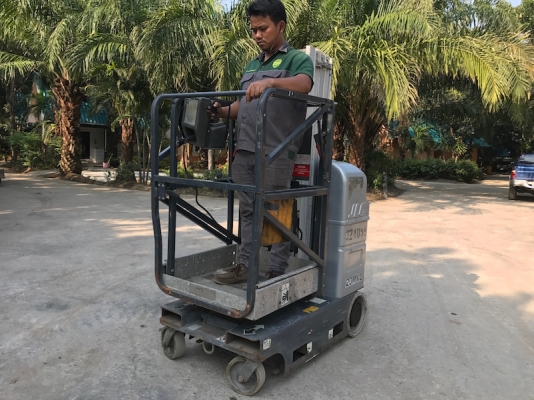 ขายรถกระเช้า JLGไฟฟ้า สูง6เมตร สวยเดิมจากญี่ปุ่นยังไม่เคยใช้ในไทย 99,000เท่านั้น