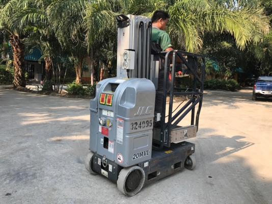 ขายรถกระเช้า JLGไฟฟ้า สูง6เมตร สวยเดิมจากญี่ปุ่นยังไม่เคยใช้ในไทย 99,000เท่านั้น