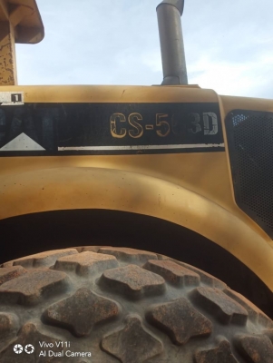 ขาย 790,000 รถบด CAT CS-563D เล่มทะเบียน ขนาด 10 ตัน เครื่องดี ปั้มสั่นแรง เอวแน่น 2 เพลา ยางดี รถสวยพร้อมใช้ เอกสารเล่มพร้อมโอน  รถอยู่ พนมสารคาม 092-595-6777 061-446-2662 ญิ๋งยุ
