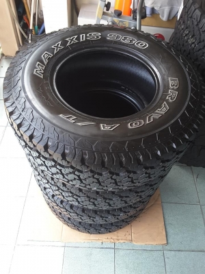 Maxxis AT980 ขนาด 31-10.5-15 ปี18 สภาพสวยๆ 1ชุด