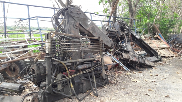 ขายเครนพับ HIAB 105-2 ขนาด 4.5 ตัน นำเข้า โทร084-5424150 line id : rapinzat ขายเครนพับ HIAB 105-2 ขนาด 4.5 ตัน นำเข้า โทร084-5424150 line id : rapinzat