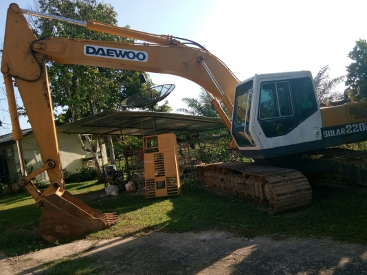 ขายDAEWOO SOLAR220LC-3 สภาพสวยราคา 450,000