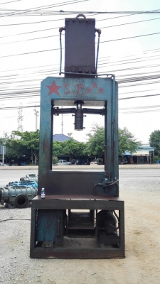 แท่นอัดลูกหมากไฟฟ้า ขนาด 60-80 ตัน คอนโทรลมือโยก ไฟ 380V งานประกอบรุ่นเก่าใช้โครงสร้างเหล็กหนา พร้อม แท่นอัดลูกหมากไฟฟ้า ขนาด 60-80 ตัน คอนโทรลมือโยก ไฟ 380V งานประกอบรุ่นเก่าใช้โครงสร้างเหล็กหนา พร้อม