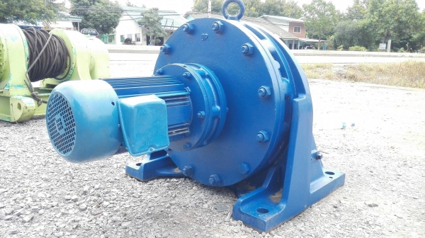 มอเตอร์เกียร์ทดรอบช้าญี่ปุ่น SUMITOMO JAPAN ขนาด 7.5 HP อัตราทด 1 : 559 (2.5 rpm) เพลาออกโต 5.5&rdqu
