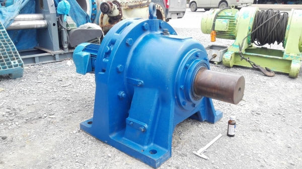มอเตอร์เกียร์ทดรอบช้าญี่ปุ่น SUMITOMO JAPAN ขนาด 7.5 HP อัตราทด 1 : 559 (2.5 rpm) เพลาออกโต 5.5&rdqu มอเตอร์เกียร์ทดรอบช้าญี่ปุ่น SUMITOMO JAPAN ขนาด 7.5 HP อัตราทด 1 : 559 (2.5 rpm) เพลาออกโต 5.5&rdqu