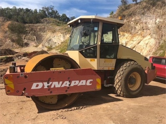 รถบดสั่นสะเทือนDYNAPAC CA602D รถนอกนำเข้า