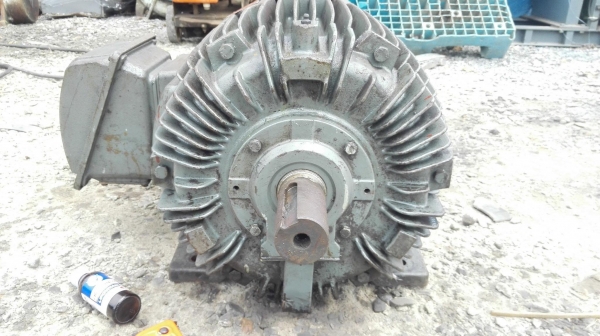 มอเตอร์ไฟฟ้ากำลังรอบช้ามีเบรค_TECO ขนาด 25 HP 6 P 970 RPM 380V มีเบรคในตัว สภาพสวยรอบช้าทอร์คสูงแรงบิดดีวิ่งนิ่มพร้อมใช้