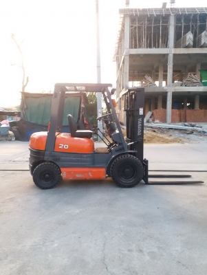 ขายรถยกโฟร์คลิฟท์ยี่ห้อ Toyota6fd20