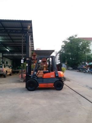 ขายรถยกโฟร์คลิฟท์ยี่ห้อ Toyota6fd20