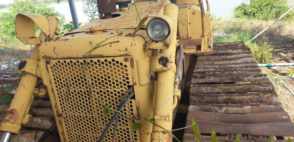 ขายคู่2คันCAT D4DกับCAT D5E ขายรวม2 คันราคา 700,000