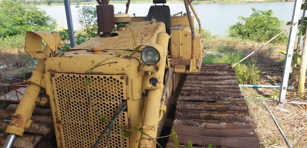 ขายคู่2คันCAT D4DกับCAT D5E ขายรวม2 คันราคา 700,000