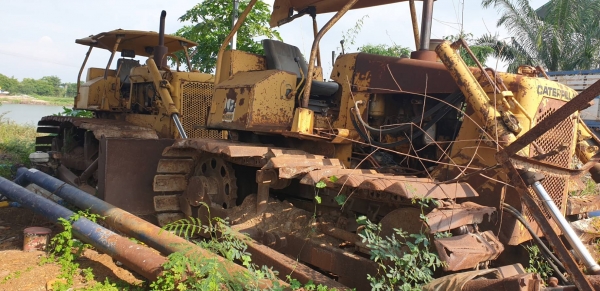ขายคู่2คัน700,000 CAT D4D กับCAT D5E ขายตามสภาพ