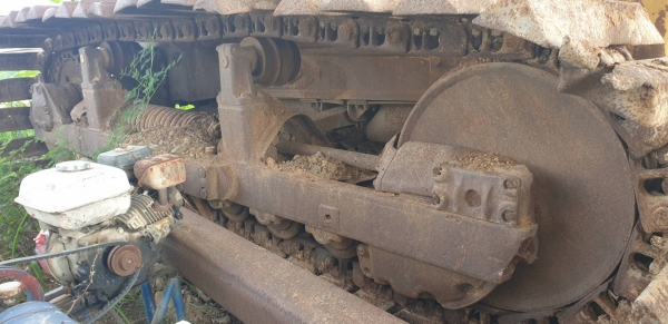 ขายคู่2คัน700,000 CAT D4D กับCAT D5E ขายตามสภาพ