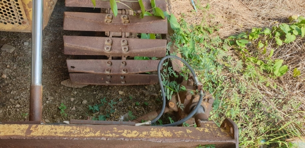 ขายคู่2คัน700,000 CAT D4D กับCAT D5E ขายตามสภาพ