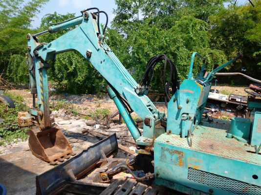 ขายรถแม็คโคเล็กสภาพดีพร้อมใช้งานมีใบดันหน้ารถสวยช่วงล่างดีปั้มแรงพร้อมทำงานพร้อมทันเล่อร์ลากสนใจสอบถาม064-1019335/080-7346335คับ