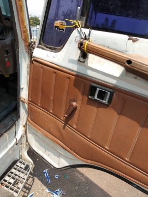 หัวรถเอฟ18 สภาพสวยไม่ผุ พร้อมใช้ มีอุปกรณ์ครบ ราคา 33000 สนใจติดต่อคุณเอ 087-049-9962 หัวรถเอฟ18 สภาพสวยไม่ผุ พร้อมใช้ มีอุปกรณ์ครบ ราคา 33000 สนใจติดต่อคุณเอ 087-049-9962